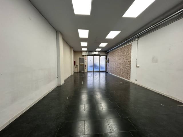 Erhverv til leje i Barcelona by - € 2.200 (Ref: 9535399)