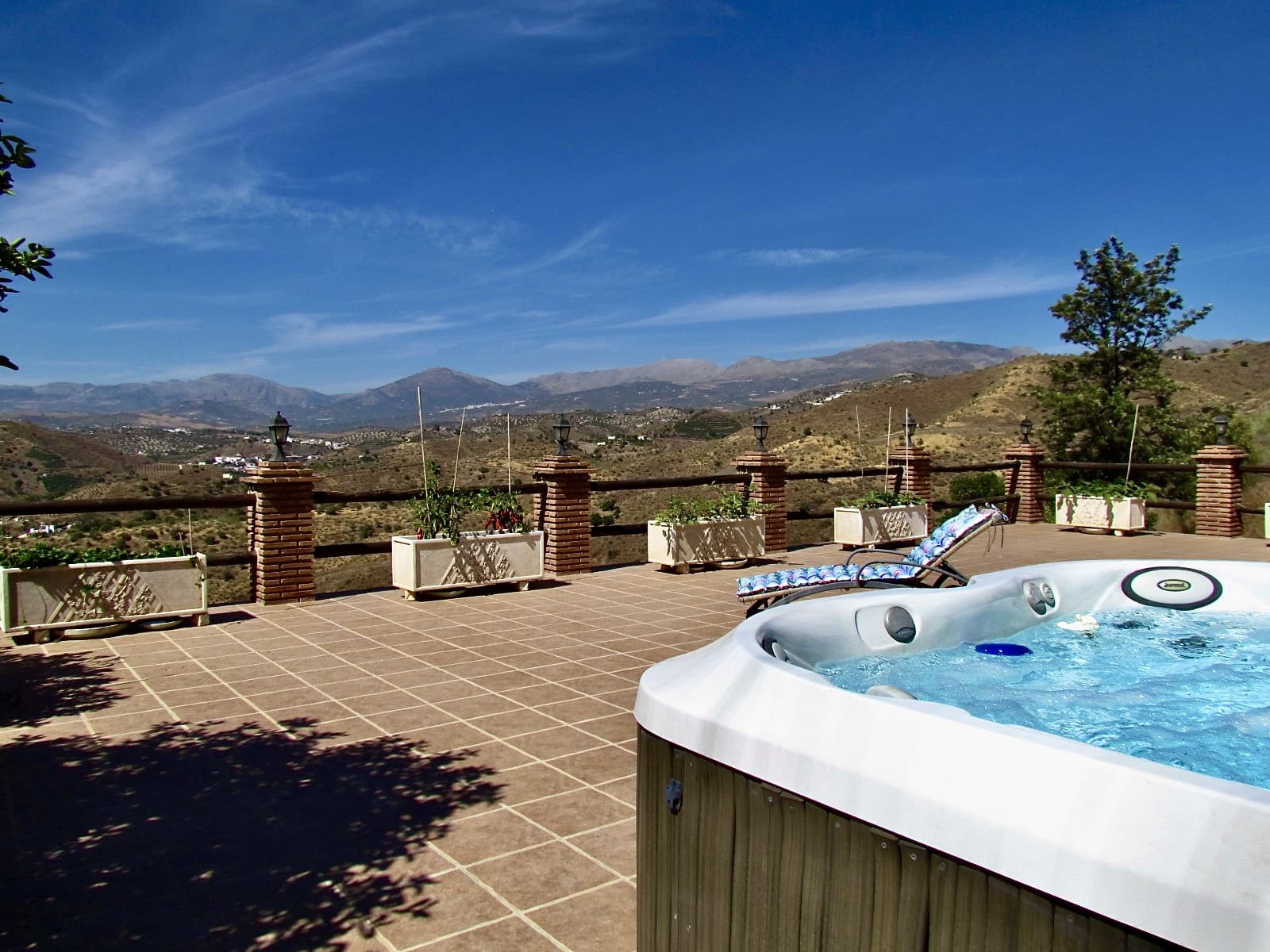 4 quarto Moradia para venda em Canillas de Aceituno com piscina garagem - 949 000 € (Ref: 10019682)