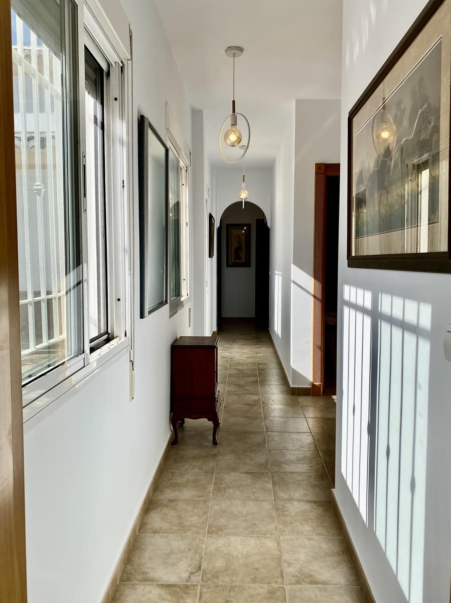 4 bedroom Villa for sale in Canillas de Aceituno with pool garage - € 995,000 (Ref: 9444578)