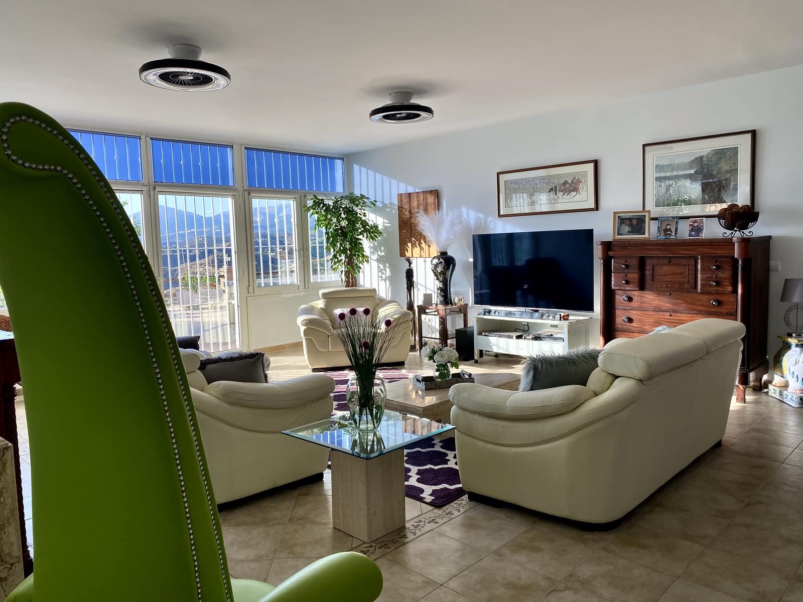 4 bedroom Villa for sale in Canillas de Aceituno with pool garage - € 995,000 (Ref: 9444578)