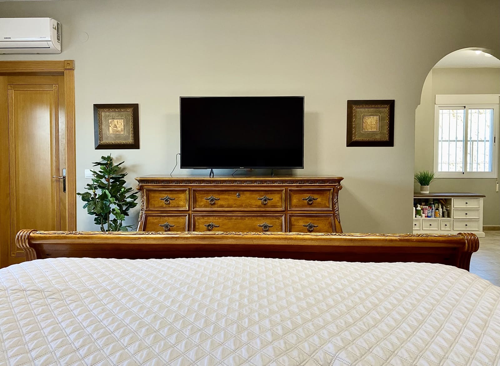 4 bedroom Villa for sale in Canillas de Aceituno with pool garage - € 995,000 (Ref: 9444578)