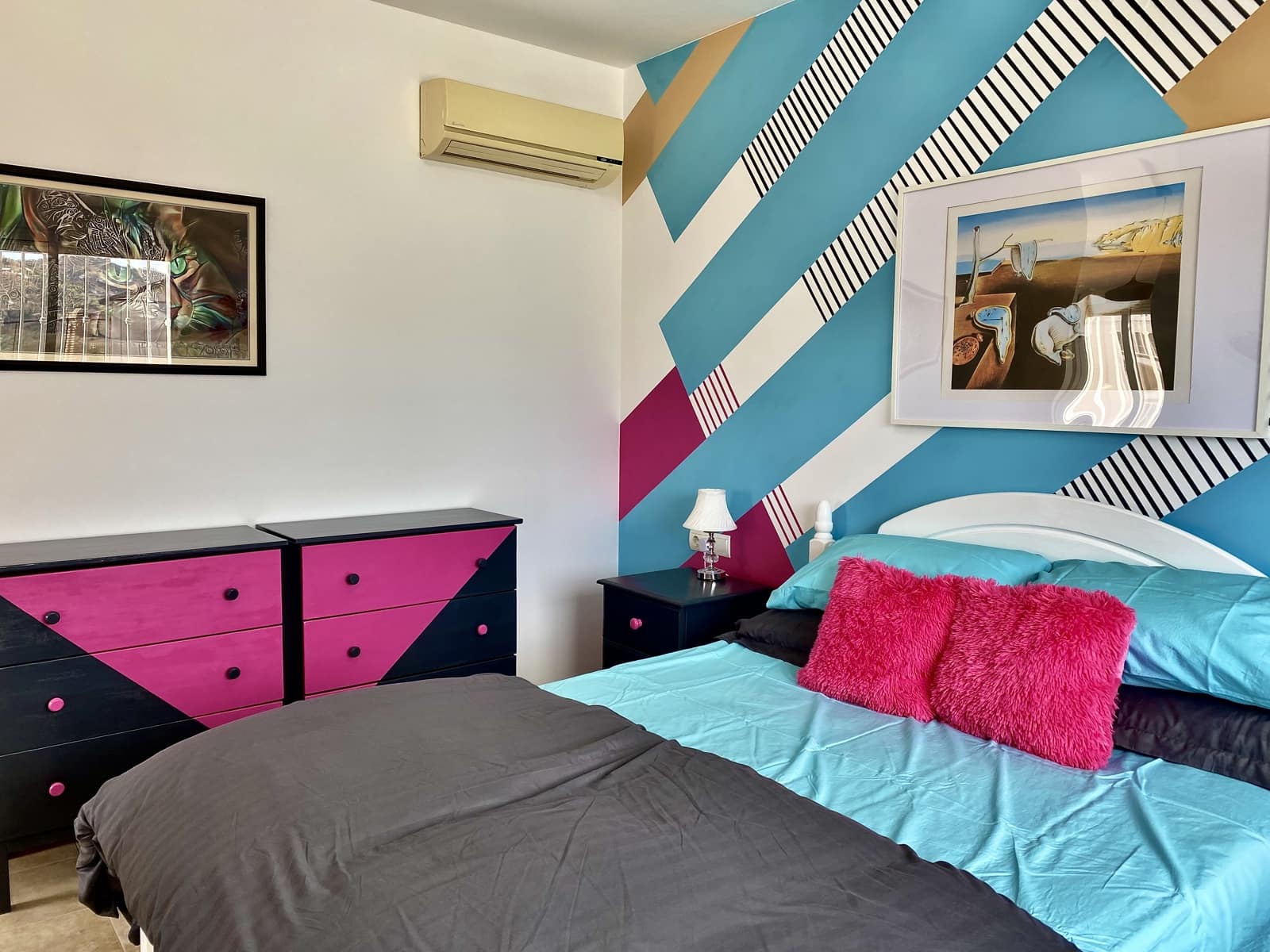 4 bedroom Villa for sale in Canillas de Aceituno with pool garage - € 995,000 (Ref: 9444578)