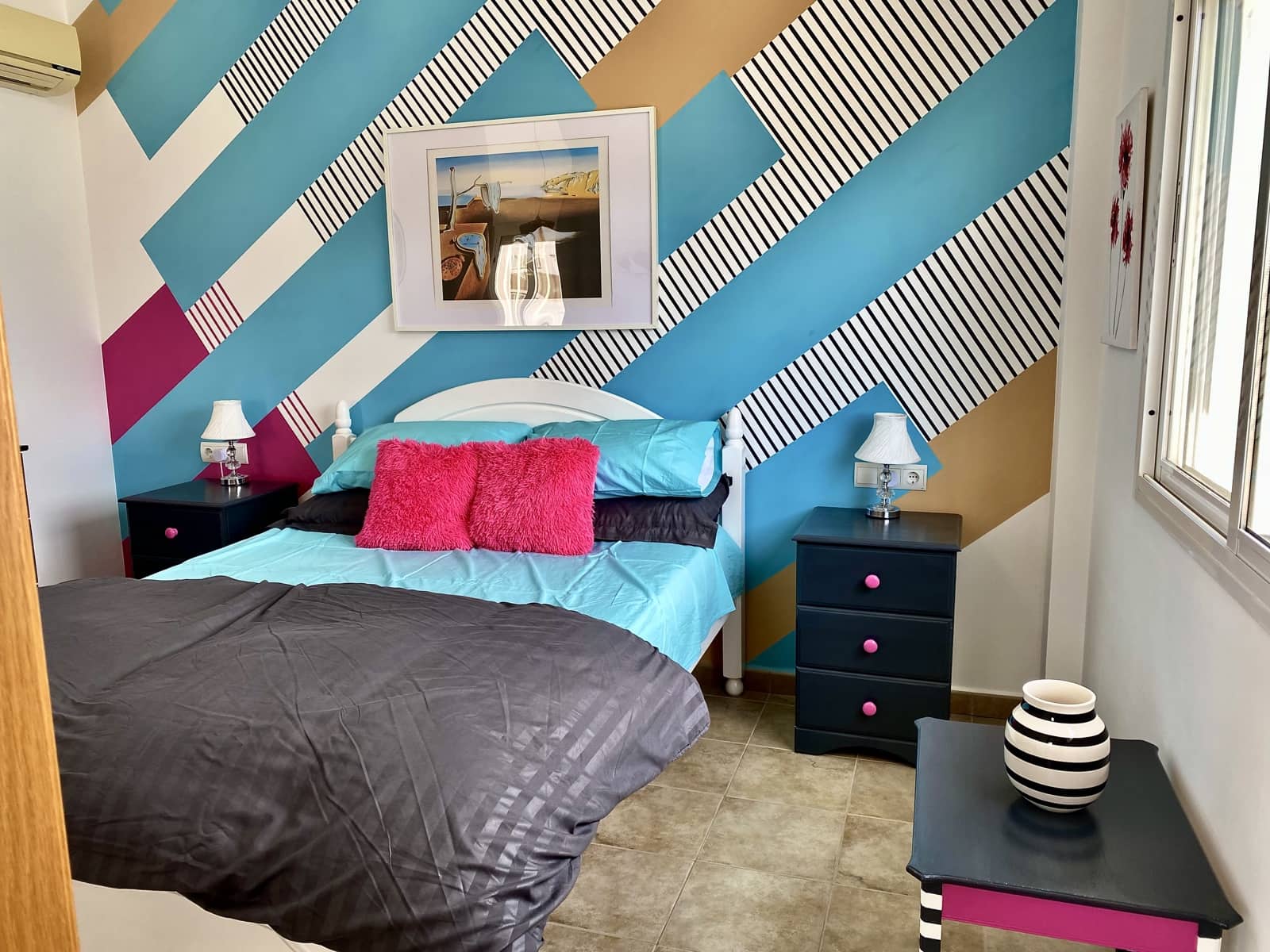 4 bedroom Villa for sale in Canillas de Aceituno with pool garage - € 995,000 (Ref: 9444578)