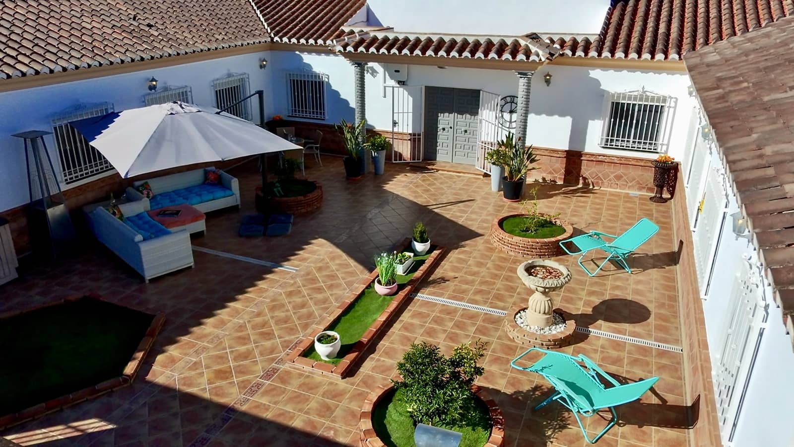 4 bedroom Villa for sale in Canillas de Aceituno with pool garage - € 995,000 (Ref: 9691449)