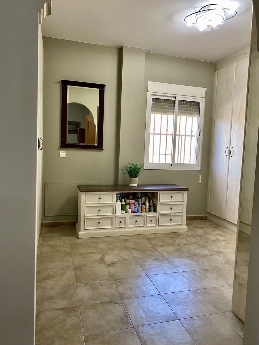 4 bedroom Villa for sale in Canillas de Aceituno with pool garage - € 995,000 (Ref: 9691449)