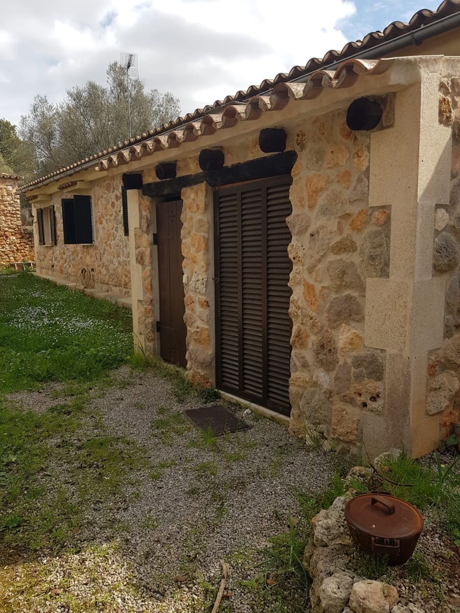 9 slaapkamer Finca/Landhuis te koop in Algaida met zwembad garage - € 999.999 (Ref: 9444961)