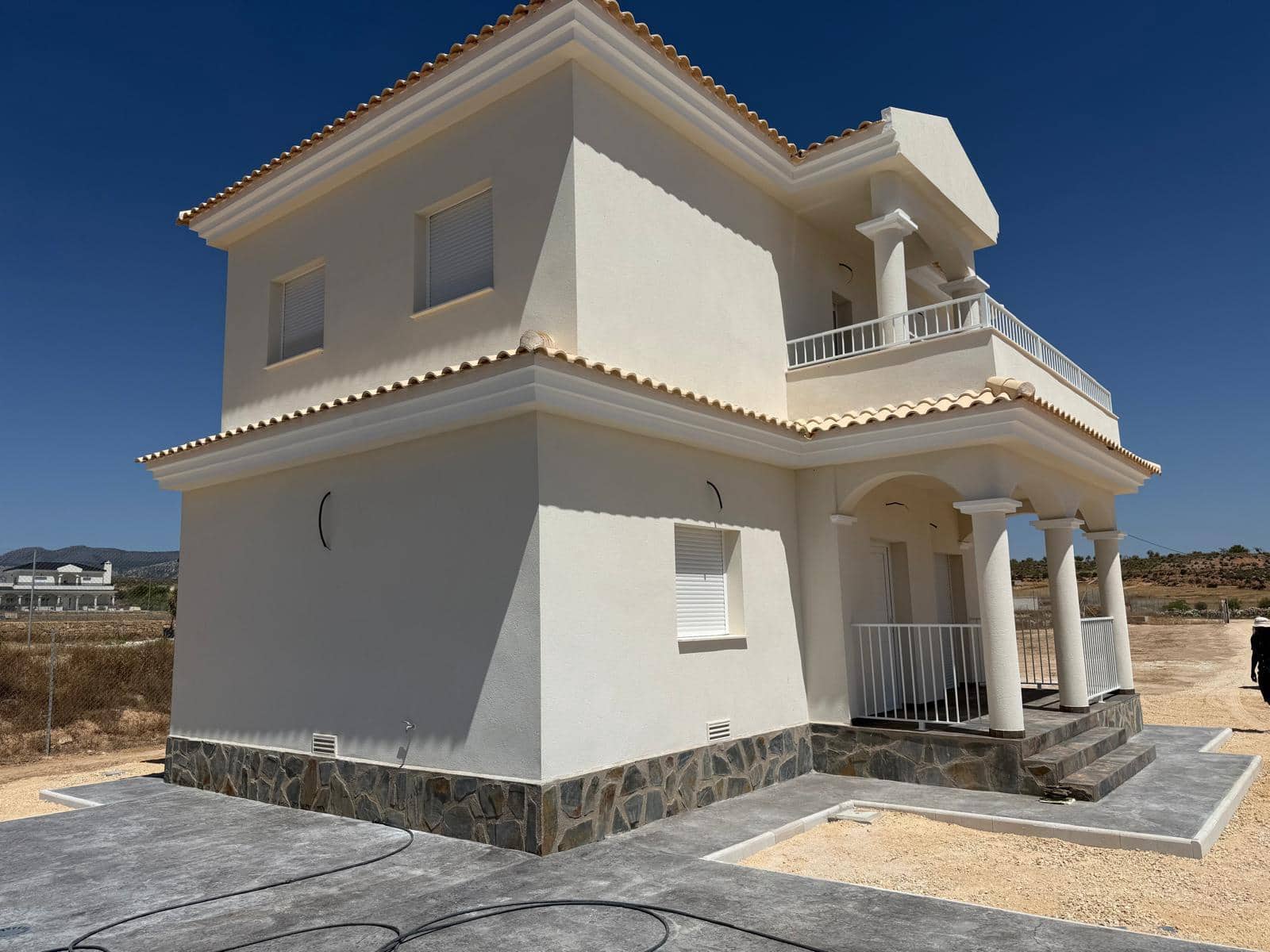 4 Zimmer Finca/Landgut zu verkaufen in Pinoso mit Pool - 525.000 € (Ref: 10021442)