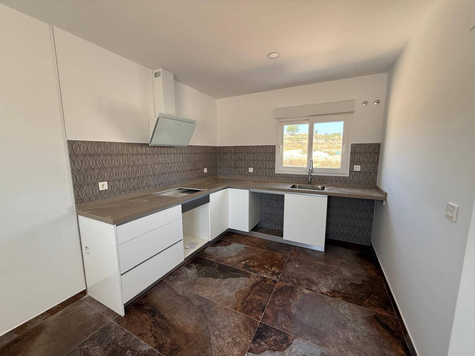 4 Zimmer Finca/Landgut zu verkaufen in Pinoso mit Pool - 525.000 € (Ref: 10021442)