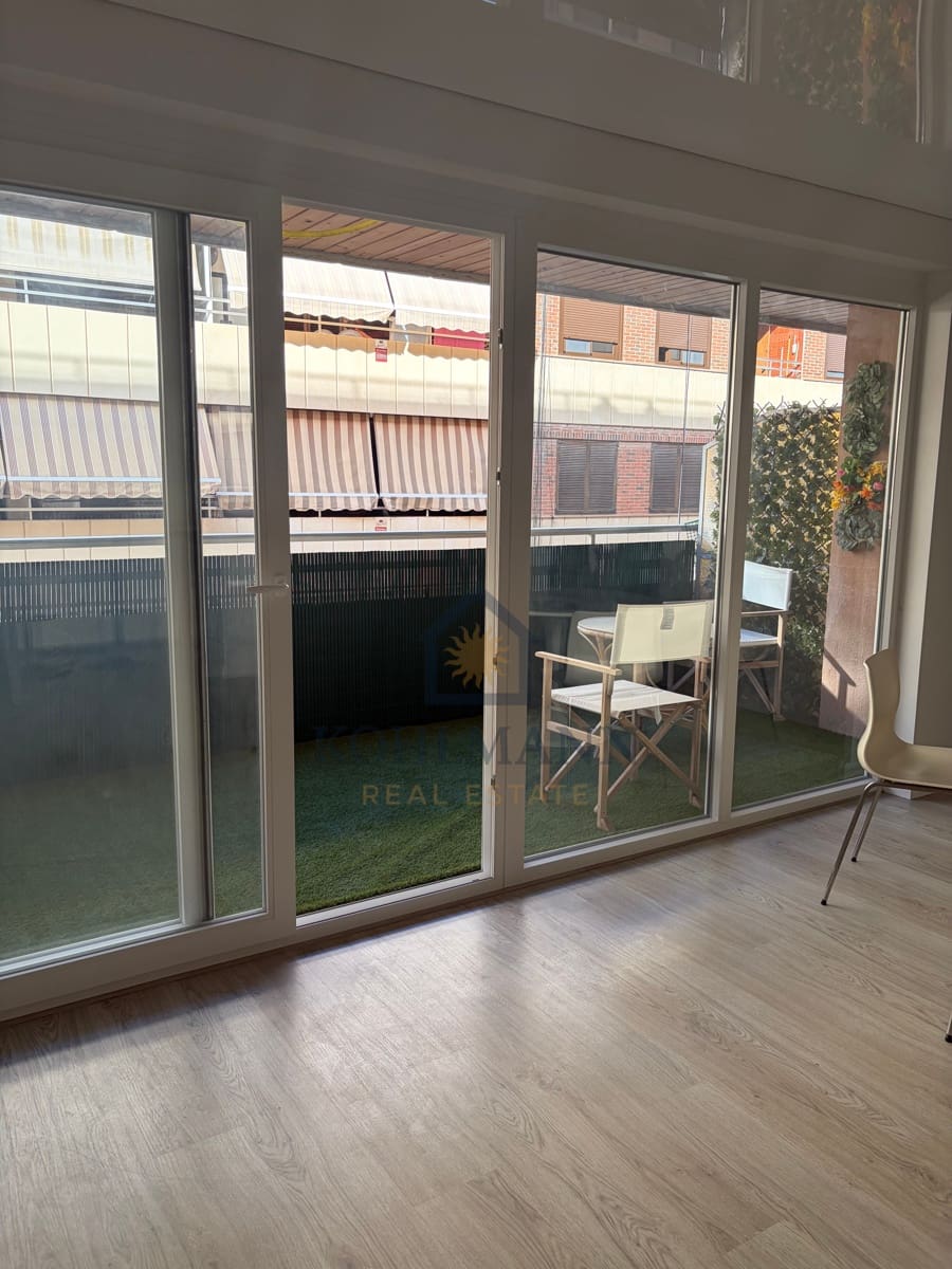 3 soverom Leilighet til salgs i Torrevieja - € 244 900 (Ref: 10090971)