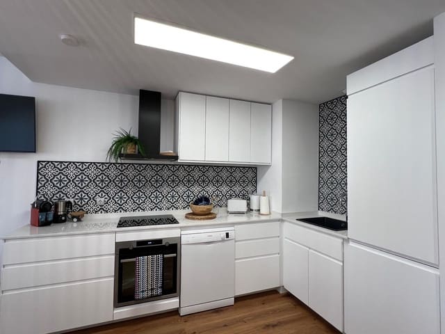 2 bedroom Apartment for sale in Los Europeos, Torrevieja with pool garage - € 344,900 (Ref: 10145148)