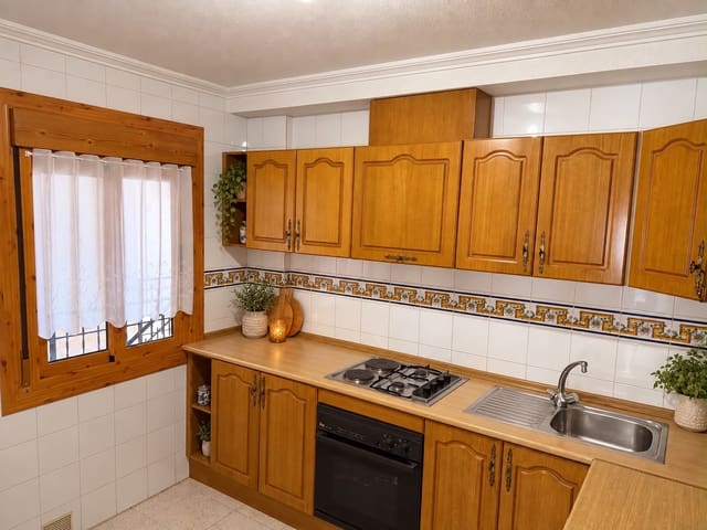 3 chambre Penthouse à vendre à Playa de los Náufragos, Torrevieja avec garage - 235 000 € (Ref: 10145164)