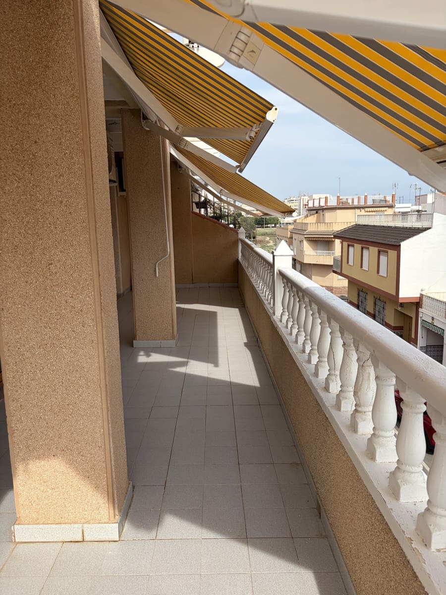 3 chambre Penthouse à vendre à Torrevieja avec garage - 235 000 € (Ref: 10145164)