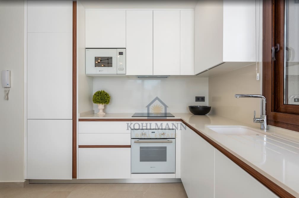 2 chambre Appartement à vendre à Torrevieja avec piscine garage - 285 000 € (Ref: 9583193)