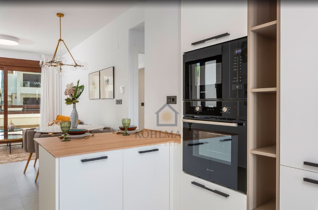 2 chambre Appartement à vendre à Torrevieja avec piscine garage - 285 000 € (Ref: 9583193)