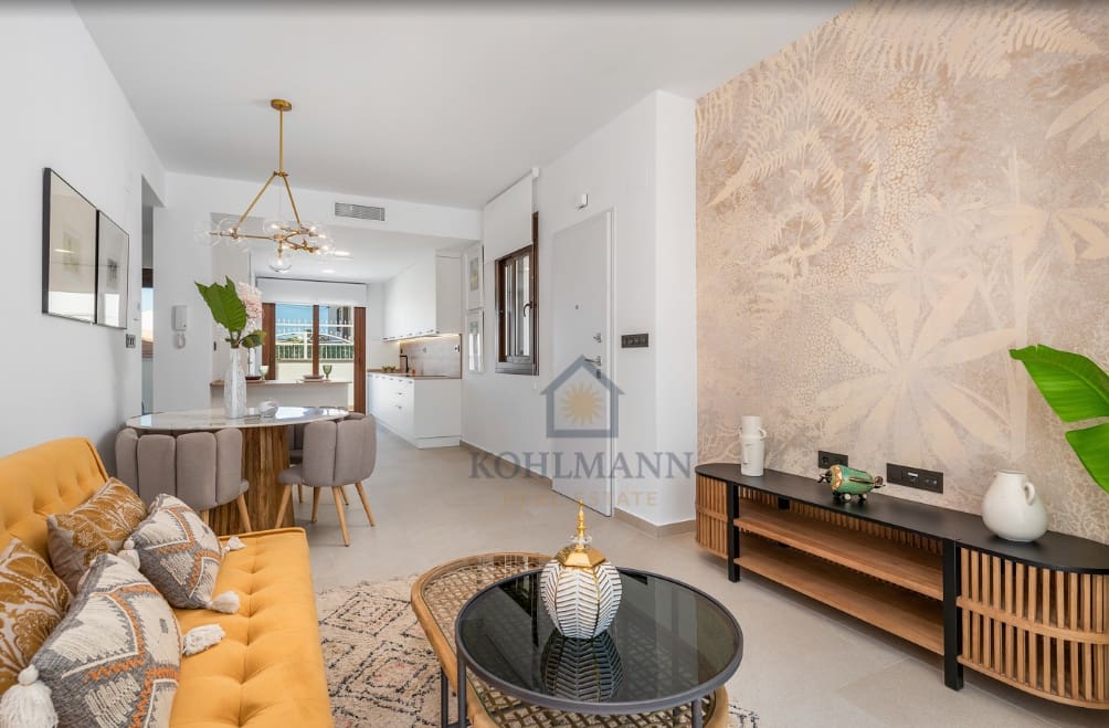 2 chambre Appartement à vendre à Torrevieja avec piscine garage - 285 000 € (Ref: 9583193)