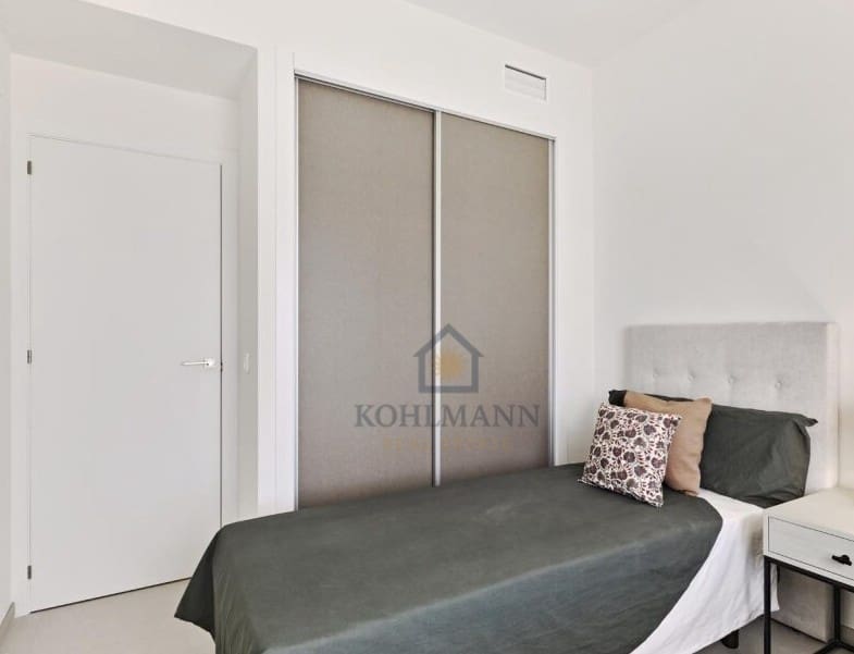 2 Zimmer Apartment zu verkaufen in La Veleta mit Pool Garage - 370.000 € (Ref: 9583454)