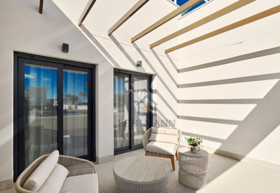 2 Zimmer Apartment zu verkaufen in La Veleta mit Pool Garage - 370.000 € (Ref: 9583454)