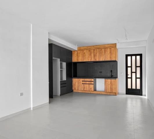 Bungalow de 2 habitaciones en San Miguel de Salinas en venta con piscina - 199.000 € (Ref: 9588224)