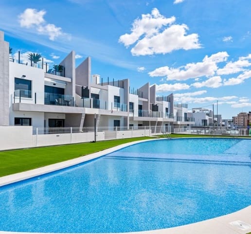 Bungalow de 2 habitaciones en San Miguel de Salinas en venta con piscina - 199.000 € (Ref: 9588224)