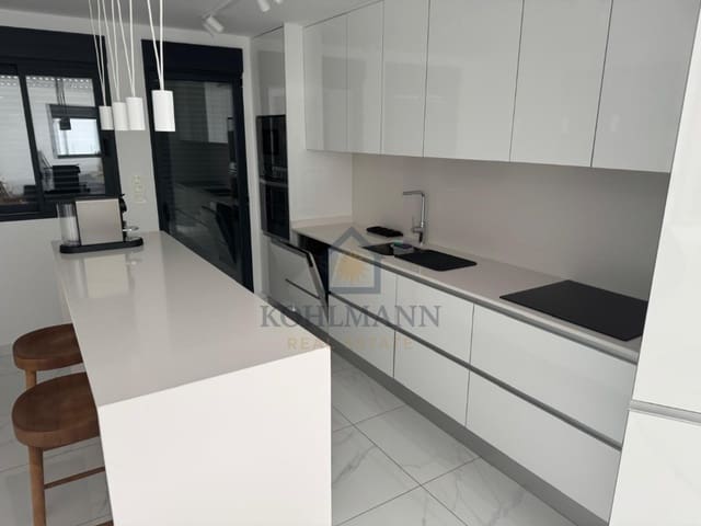 5 slaapkamer Huis te koop in La Veleta, Torrevieja met zwembad - € 1.590.000 (Ref: 9628259)