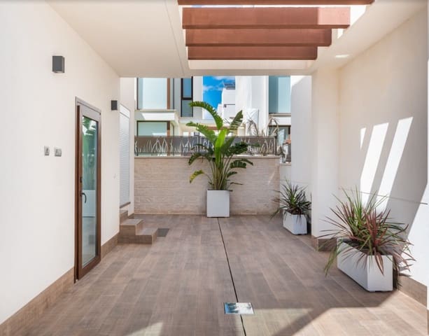 Bungalow de 3 habitaciones en Los Montesinos en venta con piscina - 485.000 € (Ref: 9700049)