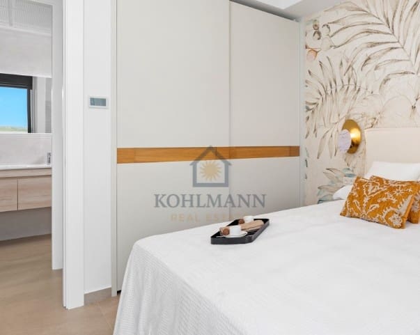 4 Zimmer Bungalow zu verkaufen in Campoamor mit Pool - 995.000 € (Ref: 9705888)