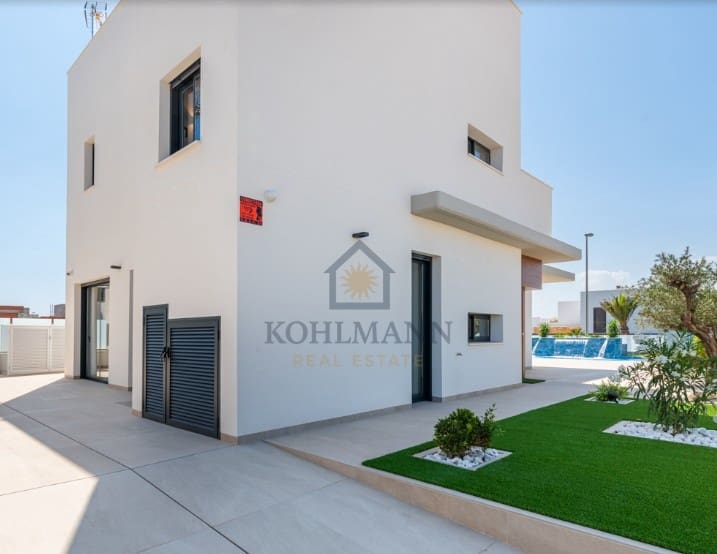 4 Zimmer Bungalow zu verkaufen in Campoamor mit Pool - 995.000 € (Ref: 9705888)