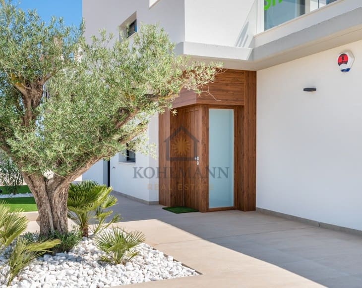 4 Zimmer Bungalow zu verkaufen in Campoamor mit Pool - 995.000 € (Ref: 9705888)