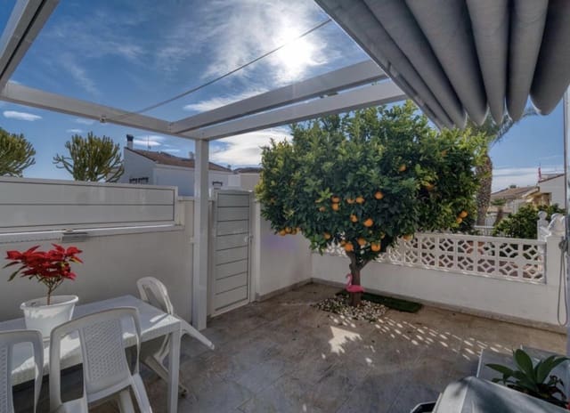 2 quarto Bungalow para venda em Benijófar com piscina - 229 000 € (Ref: 9745476)