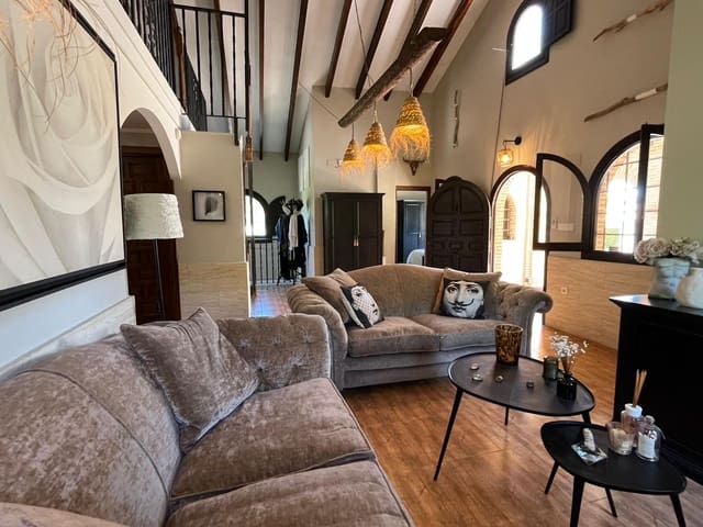 6 slaapkamer Villa te koop in Torrellano, Elche / Elx met zwembad - € 599.900 (Ref: 9780034)