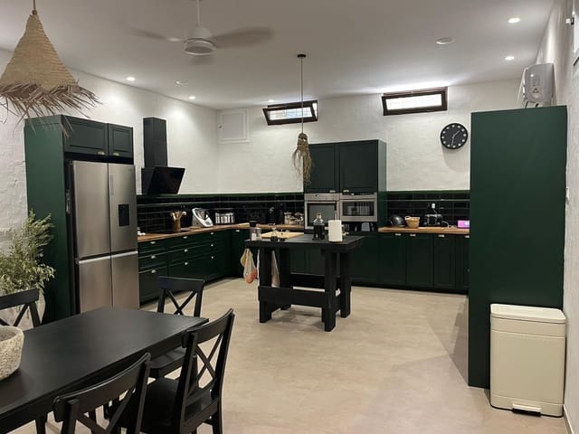 6 slaapkamer Villa te koop in Torrellano, Elche / Elx met zwembad - € 599.900 (Ref: 9780034)