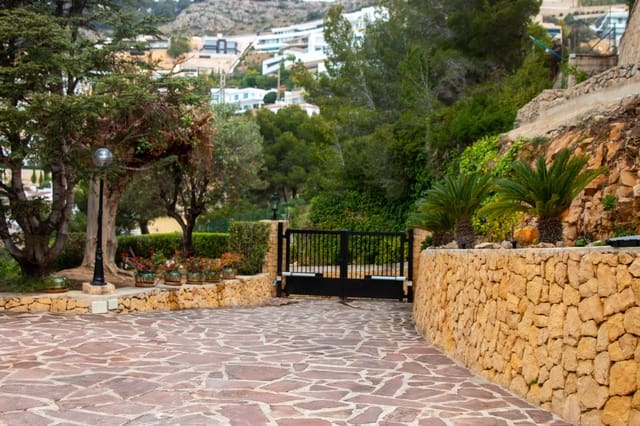 7 slaapkamer Villa te huur in Javea / Xàbia met zwembad - € 6.000 (Ref: 9780036)