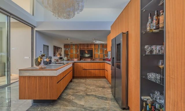 4 soveværelse Villa til salg i Benijófar med swimmingpool - € 1.250.000 (Ref: 9798397)