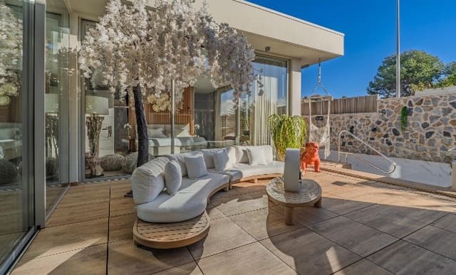 4 soveværelse Villa til salg i Benijófar med swimmingpool - € 1.250.000 (Ref: 9798397)