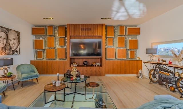 4 soveværelse Villa til salg i Benijófar med swimmingpool - € 1.250.000 (Ref: 9798397)