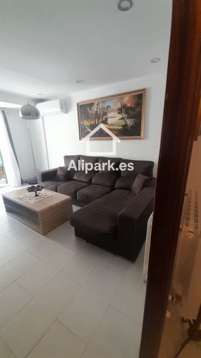 4 chambre Appartement à vendre à Alicante ville - 190 000 € (Ref: 9453313)