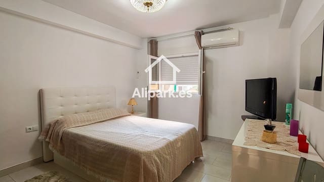 4 makuuhuone Asunto myytävänä paikassa Pla de Bon Repos, Alicante kaupunki - 175 000 € (Ref: 9453313)