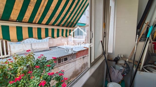 4 makuuhuone Asunto myytävänä paikassa Pla de Bon Repos, Alicante kaupunki - 175 000 € (Ref: 9453313)