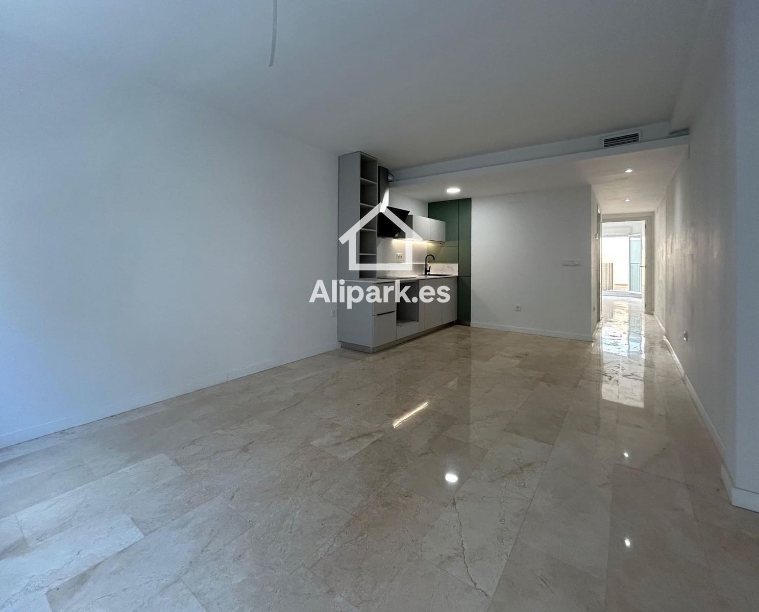 Piso de 1 habitación en Alicante / Alacant ciudad en venta - 179.900 € (Ref: 9453314)