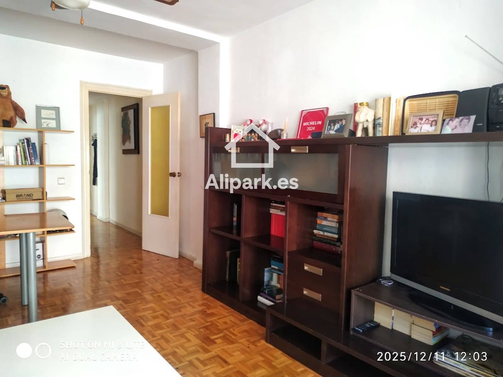 3 bedroom Flat for sale in Alicante / Alacant city with pool - € 210,000 (Ref: 9453316)