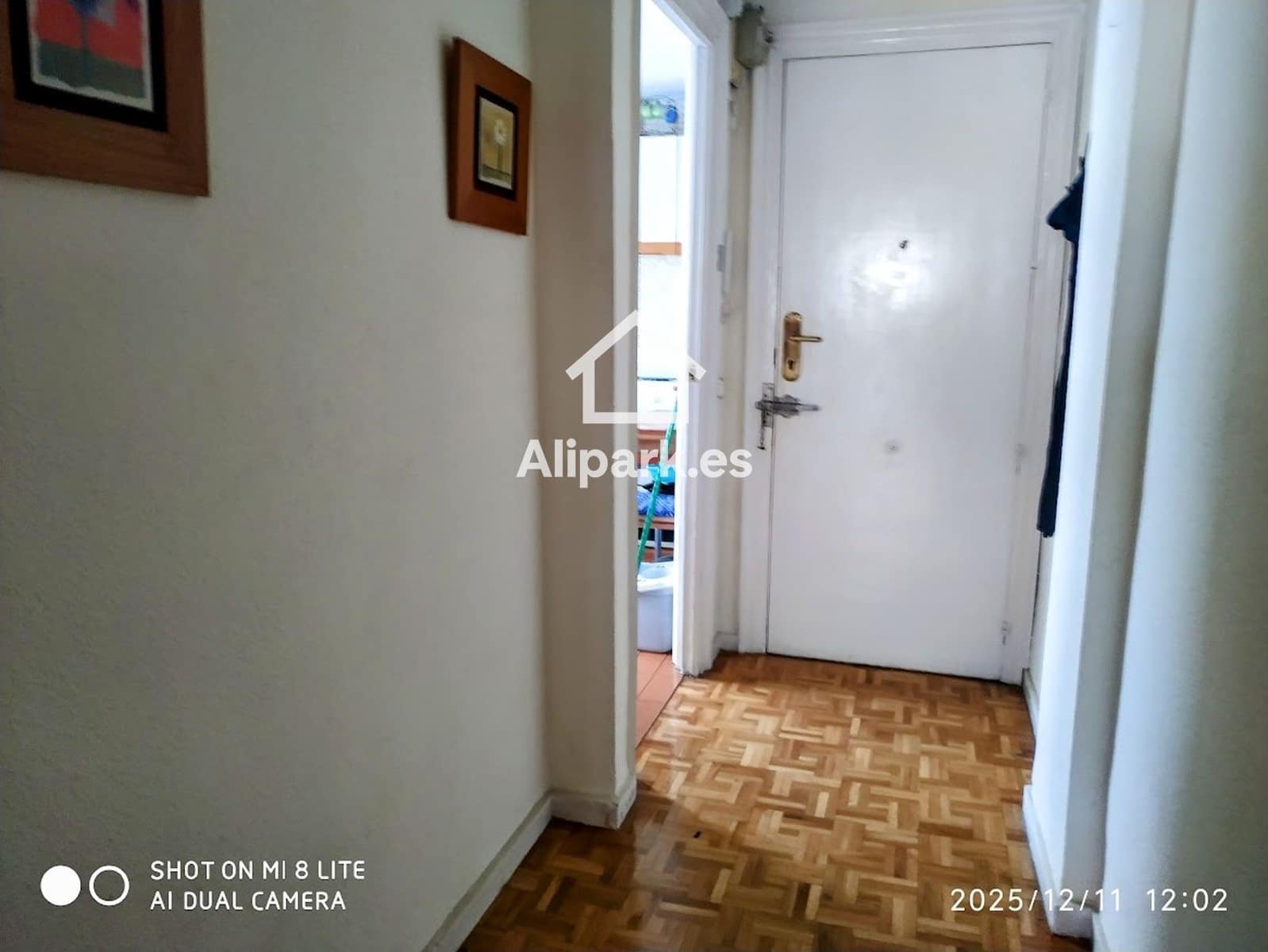 3 bedroom Flat for sale in Alicante / Alacant city with pool - € 210,000 (Ref: 9453316)