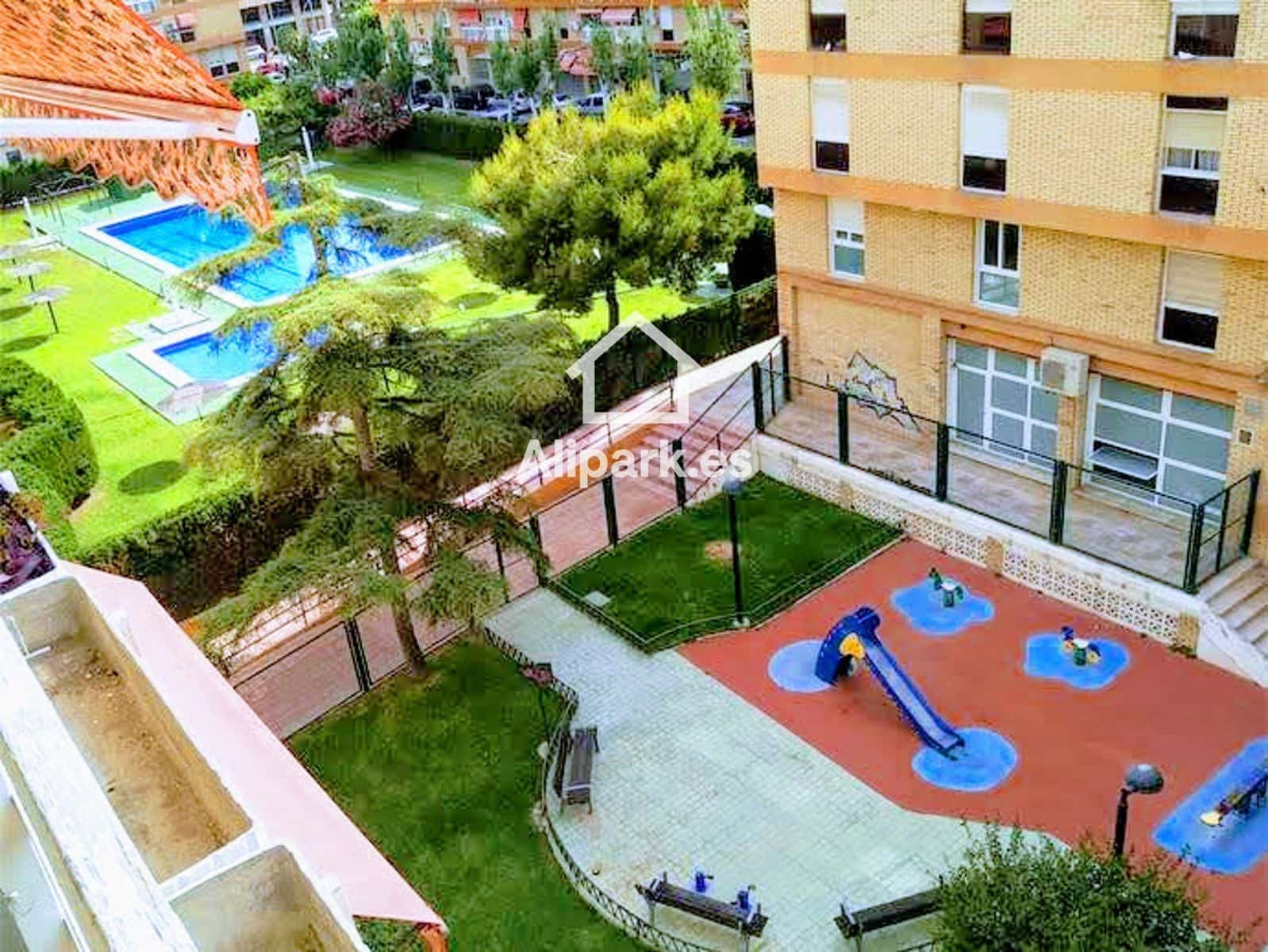 3 bedroom Flat for sale in Alicante / Alacant city with pool - € 210,000 (Ref: 9453316)