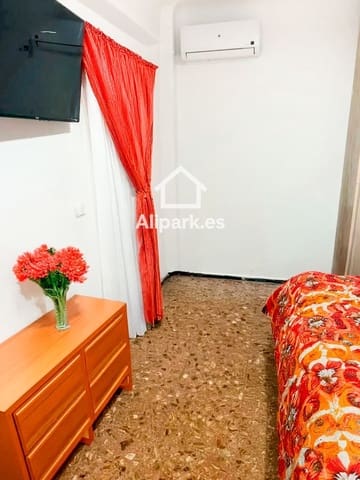 Piso de 3 habitaciones en Carolinas Altas, Alicante / Alacant ciudad en venta - 145.000 € (Ref: 9453318)