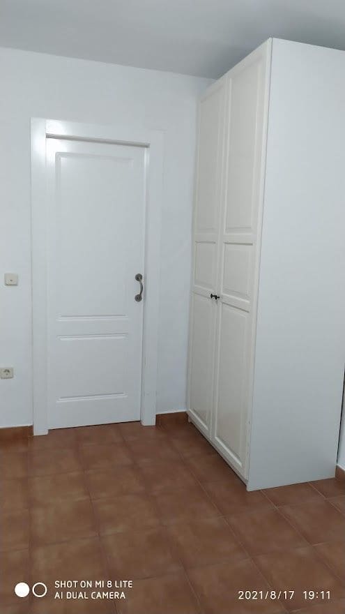 3 makuuhuone Asunto vuokrattavana paikassa Alicante kaupunki mukana uima-altaan - 1 050 € (Ref: 9453323)