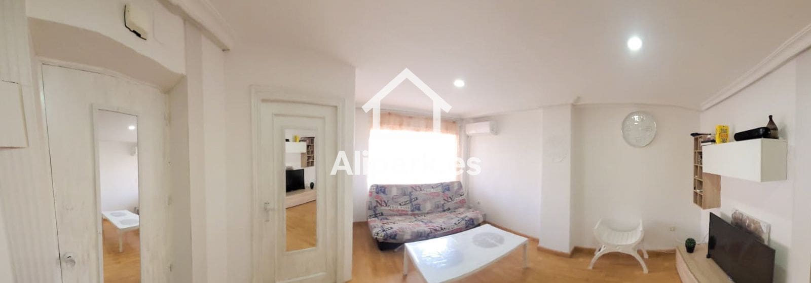 2 bedroom Flat for sale in Alicante / Alacant city - € 250,000 (Ref: 9453324)
