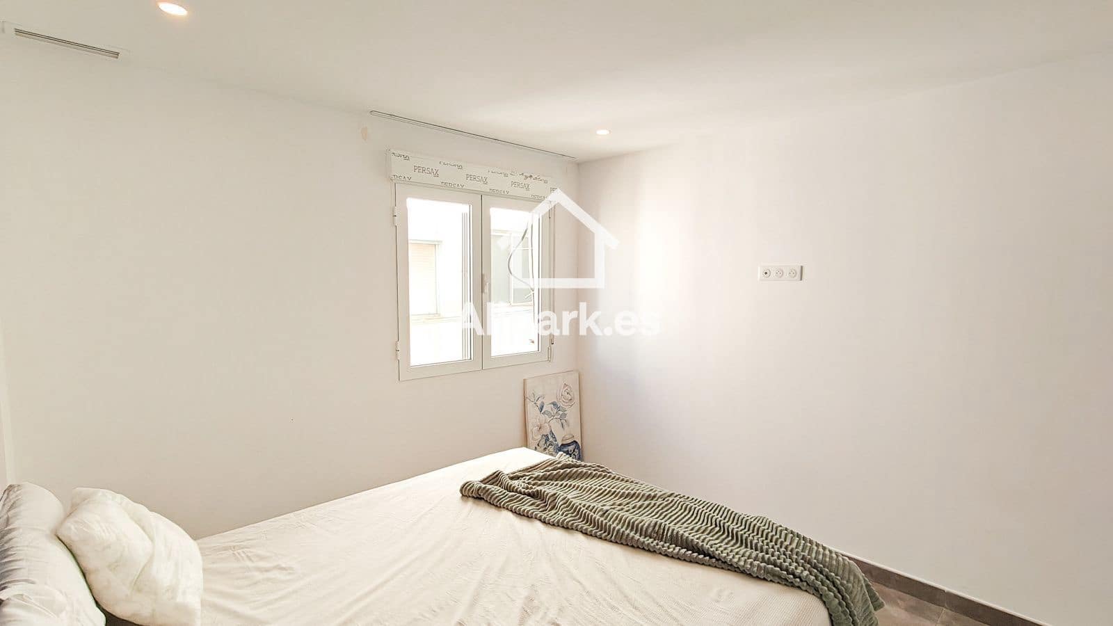 Piso de 3 habitaciones en Alicante / Alacant ciudad en alquiler - 1.750 € (Ref: 9453325)
