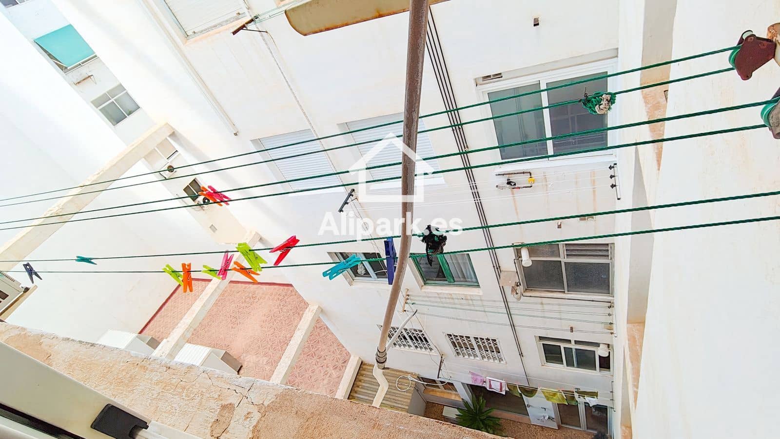 Piso de 3 habitaciones en Alicante / Alacant ciudad en alquiler - 1.750 € (Ref: 9453325)