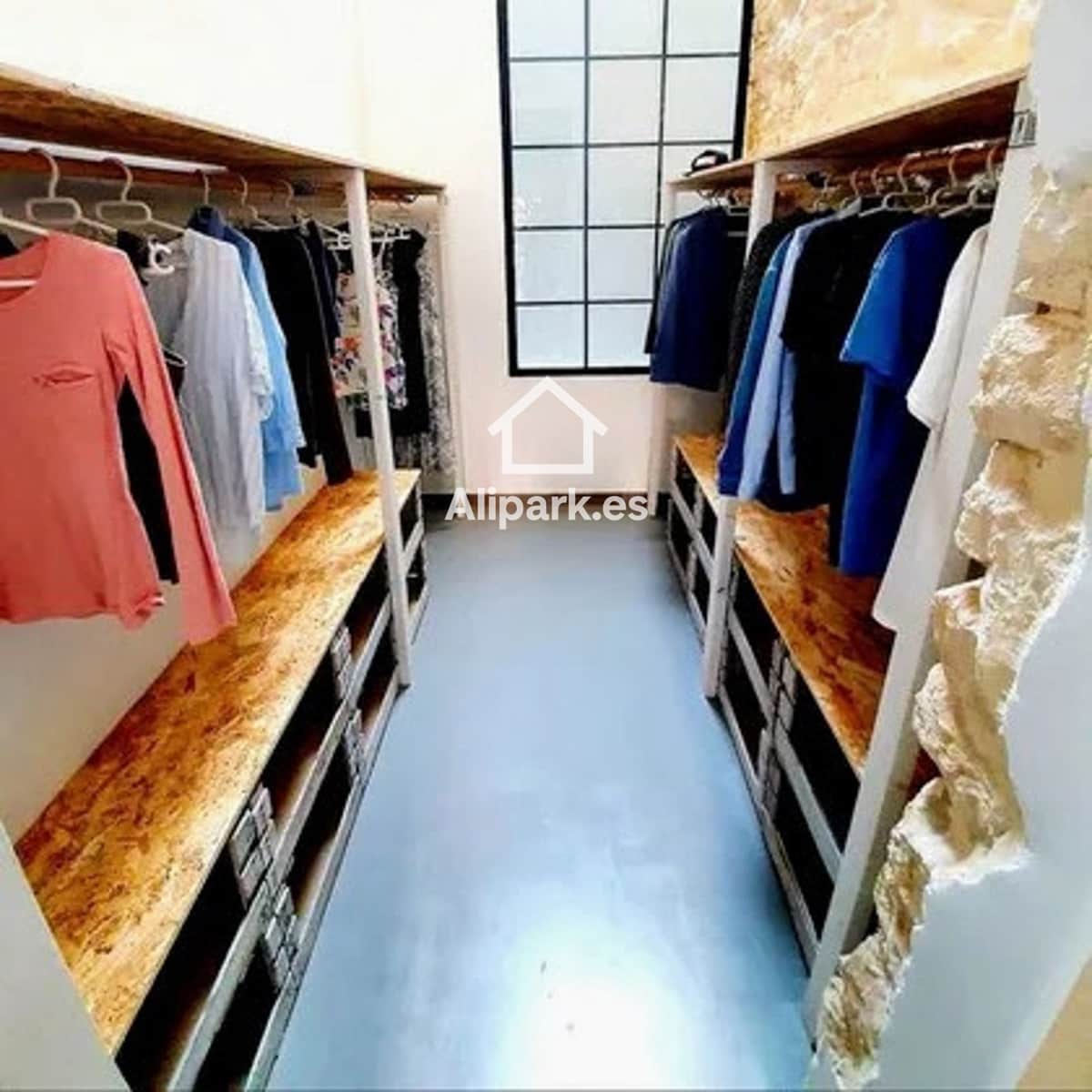 2 makuuhuone Omakotitalo myytävänä paikassa Alicante kaupunki - 630 000 € (Ref: 9453326)