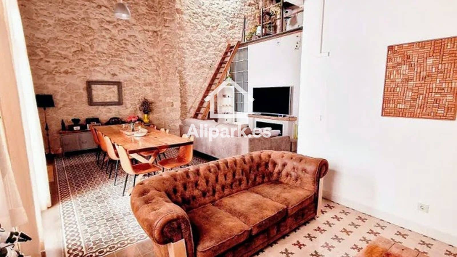 2 makuuhuone Omakotitalo myytävänä paikassa Alicante kaupunki - 630 000 € (Ref: 9453326)