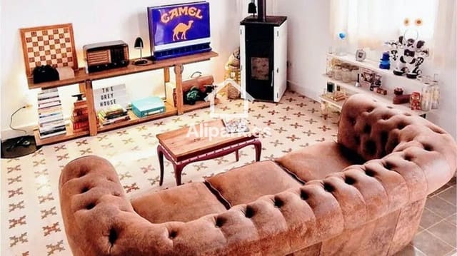 2 makuuhuone Omakotitalo myytävänä paikassa Benalúa, Alicante kaupunki - 630 000 € (Ref: 9453326)